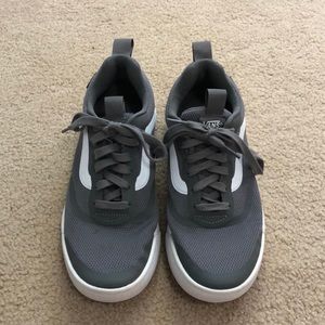 Vans Ultrarange Tennis Shoes